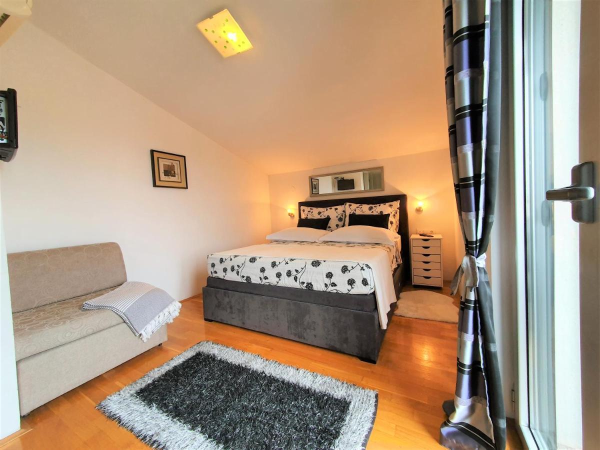 Villa Mira Trogir Eksteriør billede