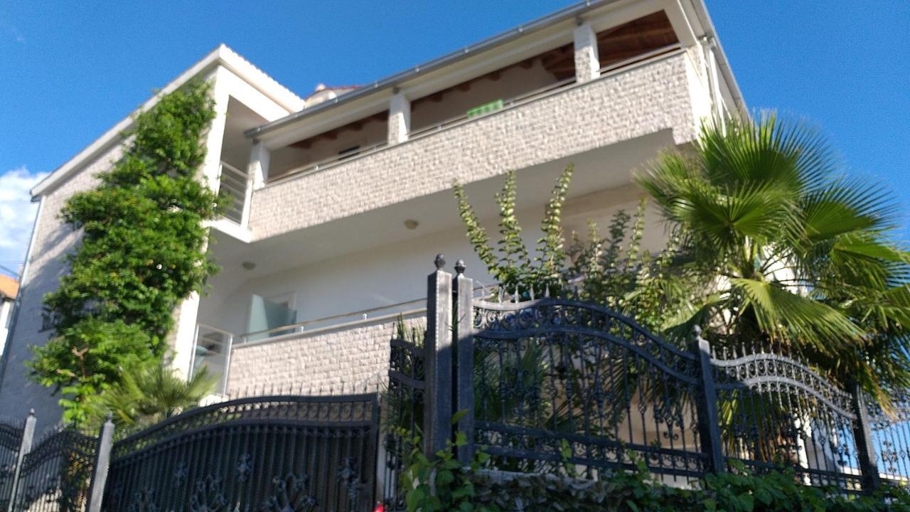 Villa Mira Trogir Eksteriør billede